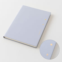Laden Sie das Bild in den Galerie-Viewer, MIDORI - Gradiation Tagebuch 2027 - Day Length - B6 helllila