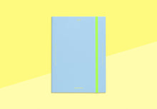Laden Sie das Bild in den Galerie-Viewer, HIGHTIDE – Katy Free Vertical Diary 2027 – B6 – Hellblau