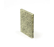 Laden Sie das Bild in den Galerie-Viewer, LABOBRATORI - Spray Splash - Hard Cover - Blassgelb