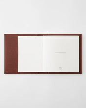 Laden Sie das Bild in den Galerie-Viewer, MD-Produkt – Hardcover – A5 Quadrat