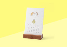 Load image into Gallery viewer, MIDORI - Stand Calendar 2026 - Cat