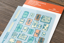 Laden Sie das Bild in den Galerie-Viewer, TRAVELER'S COMPANY - Traveler's Notebook Passport - 2027 Klarsichtmappe