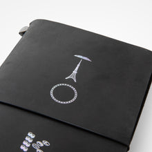 Laden Sie das Bild in den Galerie-Viewer, TRAVELER'S COMPANY – TOKYO EDITION - Traveler's Notebook Regular Black