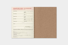 Laden Sie das Bild in den Galerie-Viewer, TRAVELER'S COMPANY - Traveler's Notebook Passport - 2027 Wochenplaner 