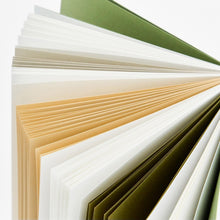 Laden Sie das Bild in den Galerie-Viewer, TROLLS PAPER - Caprice Note - Pistachio