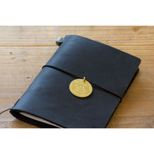 Laden Sie das Bild in den Galerie-Viewer, TRAVELER'S FACTORY - Brass Tag Japan Reise