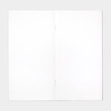 Laden Sie das Bild in den Galerie-Viewer, TRAVELER'S FACTORY - Traveler's Notebook Regular - Refill - ST White