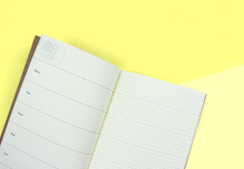 Load image into Gallery viewer, TRAVELER'S COMPANY – Traveler's Notebook Regular – 019 Free Diary (Weekly + Memo)