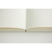 Load image into Gallery viewer, MIDORI - MD Notebook - B6 Slim Blank