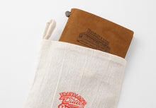 Laden Sie das Bild in den Galerie-Viewer, TRAVELER'S COMPANY - Traveler's Notebook - Limited Set Traveler's Diner . 2. Auflage