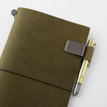 Load image into Gallery viewer, TRAVELER'S COMPANY – 016 Pen Holder (M) - olive