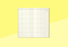Load image into Gallery viewer, TRAVELER'S COMPANY – Traveler's Notebook Regular – 017 Free Diary (Monthly)